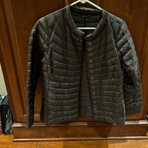Athleta thin puffer jacketed